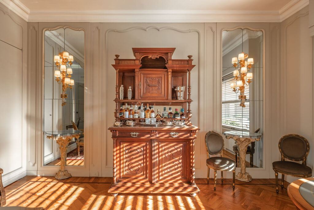 Betalba House poker room