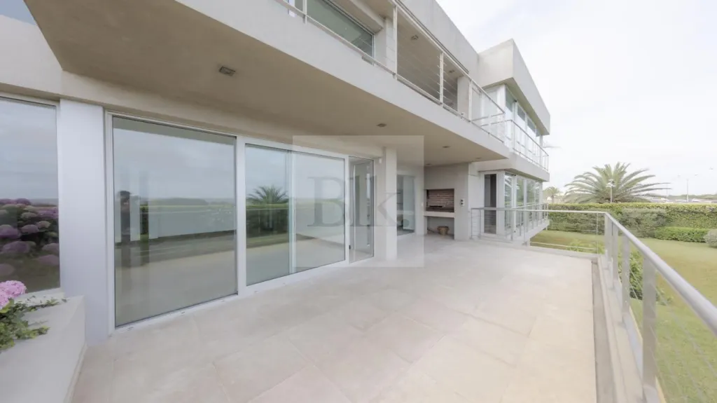 Apartamento na Rambla de Carrasco · Apartamento em Carrasco