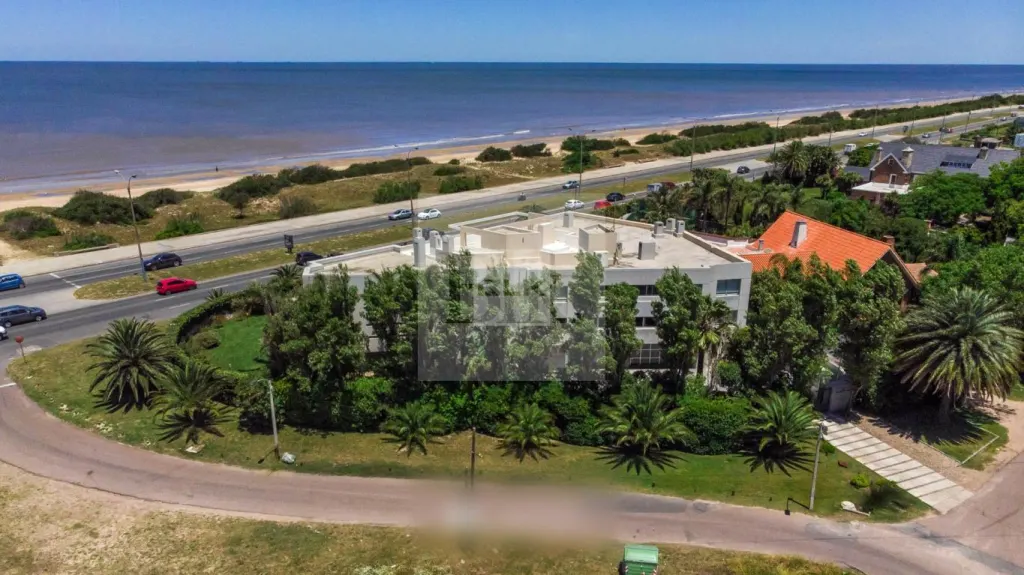 Apartamento na Rambla de Carrasco · Apartamento em Carrasco