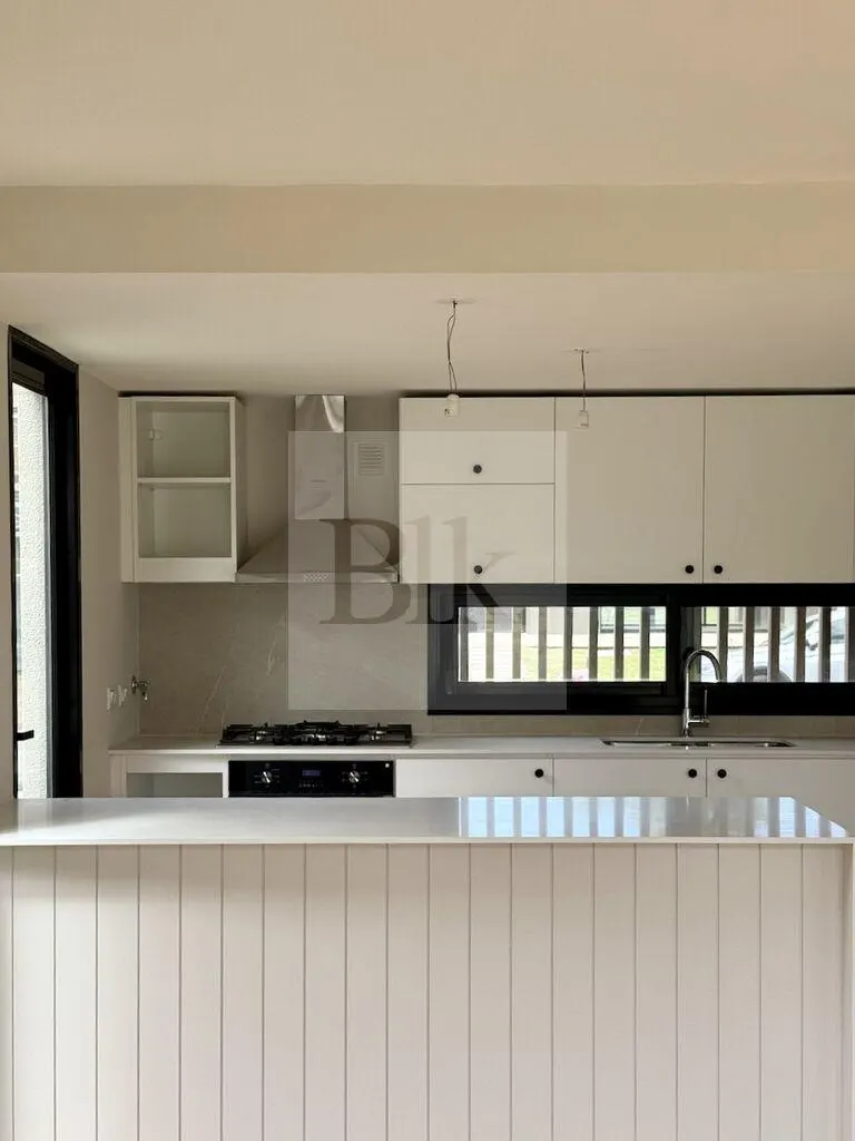 Casa com piscina em Huertas de los Horneros · Casa em Huertas de los Horneros