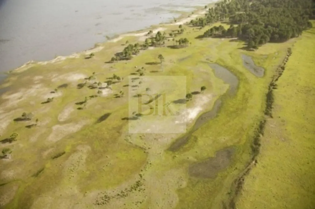 Chacra de 8 ha sobre Laguna Negra · Chacra en Rocha