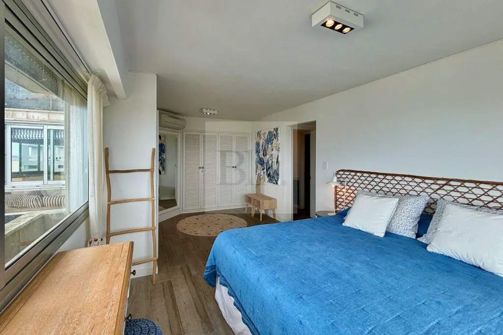 Cobertura duplex com vista em Punta del Este · Apartamento em Roosevelt