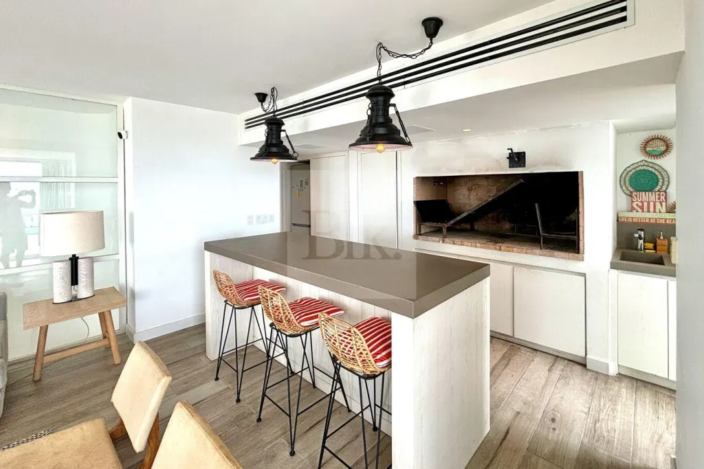 Cobertura duplex com vista em Punta del Este · Apartamento em Roosevelt