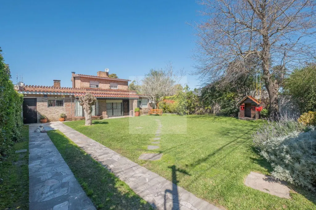 Casa com piscina aquecida em Carrasco Norte · Casa em Carrasco Norte
