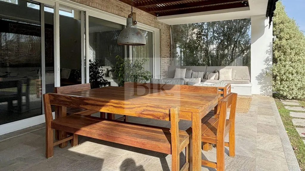 Divina Casa en La Tahona · Casa en Altos de la Tahona