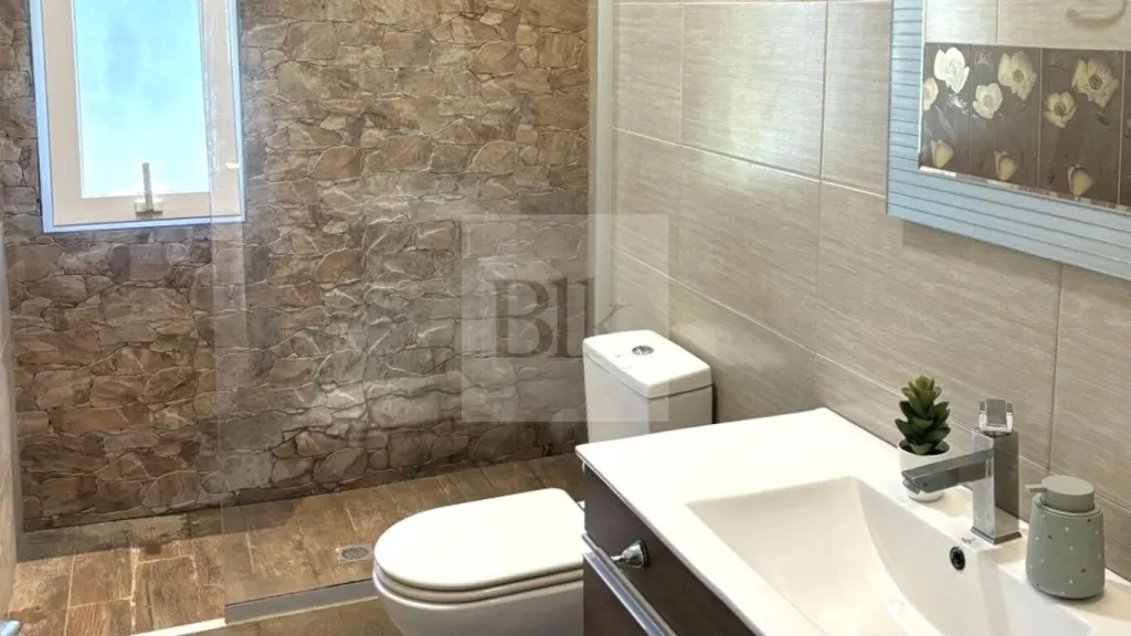 Cómoda casa en la Tahona, en Venta con Renta · Casa en Altos de la Tahona