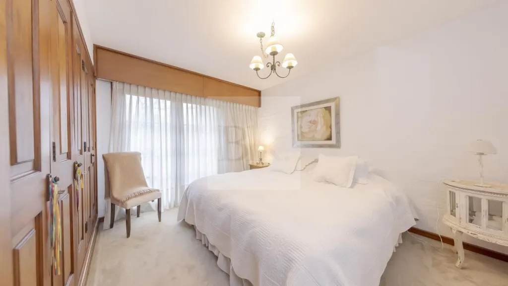 Corporate property on Calle Costa Rica, Carrasco · House in Carrasco