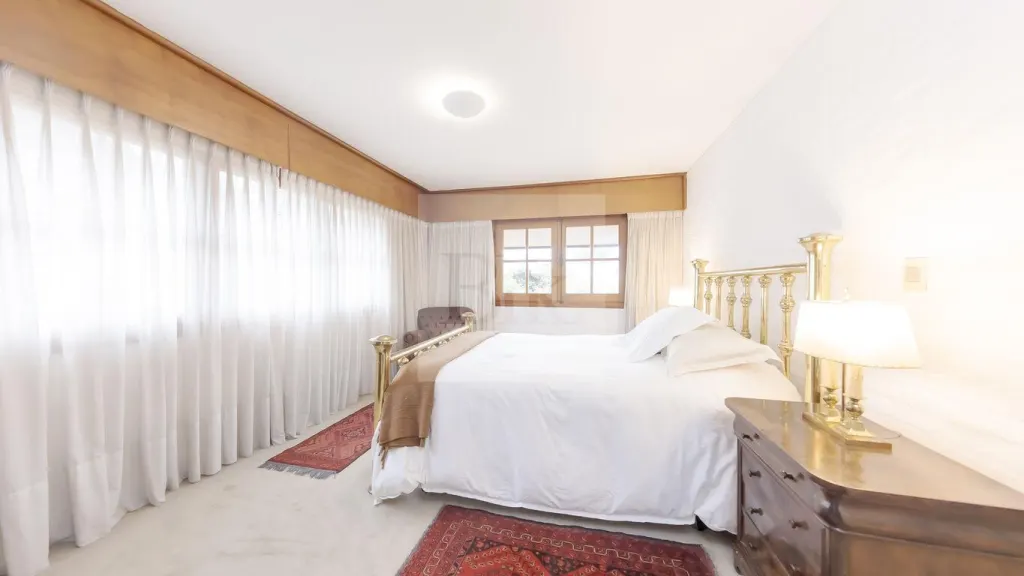 Corporate property on Calle Costa Rica, Carrasco · House in Carrasco