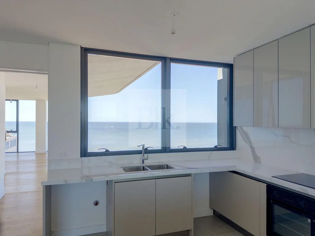 Penthouse de lujo con vistas en la Rambla de Carrasco · Apartamento en Punta Gorda