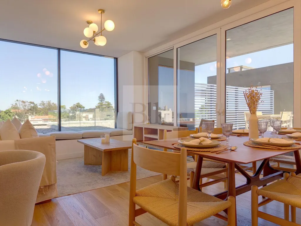 Brand-new luxury apartment on Rambla de Carrasco · Carrasco
