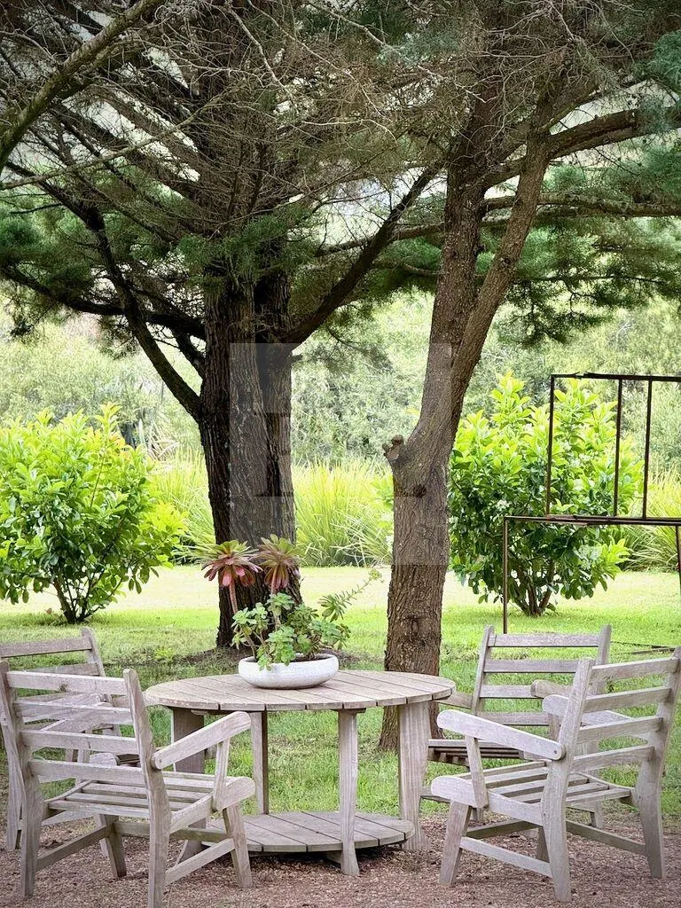 Farm with garden and swimming pool in José Ignacio · Farm in Arenas