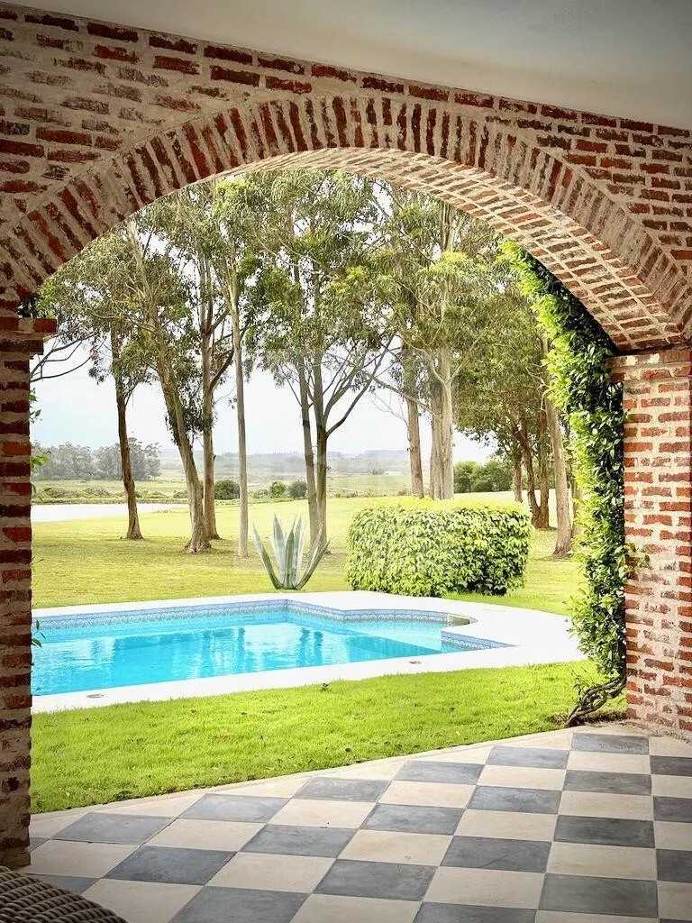 Farm with garden and swimming pool in José Ignacio · Farm in Arenas