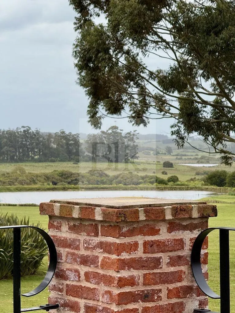 Farm with garden and swimming pool in José Ignacio · Farm in Arenas