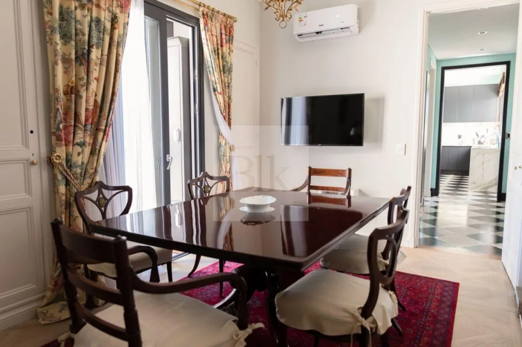 Majestuosa residencia sobre los árboles en Montevideo · Apartamento en Centro
