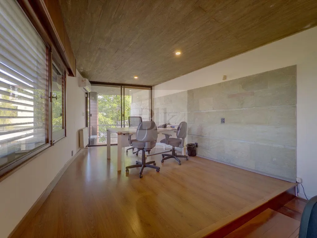 House with garden in central Carrasco · House in Carrasco