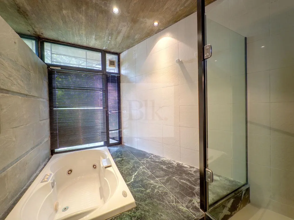 House with garden in central Carrasco · House in Carrasco