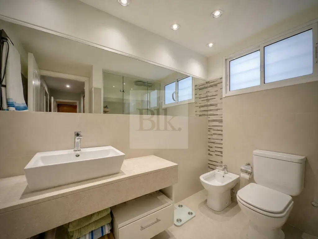 Apartment in Buceo near the Rambla · Apartment in Buceo