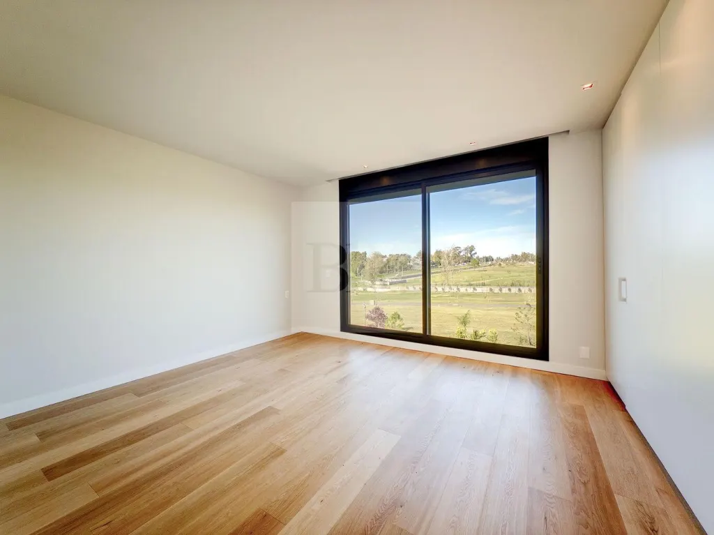 Casa de Revista en Venta en Los Olivos de los Horneros · Casa en Los Olivos de los Horneros