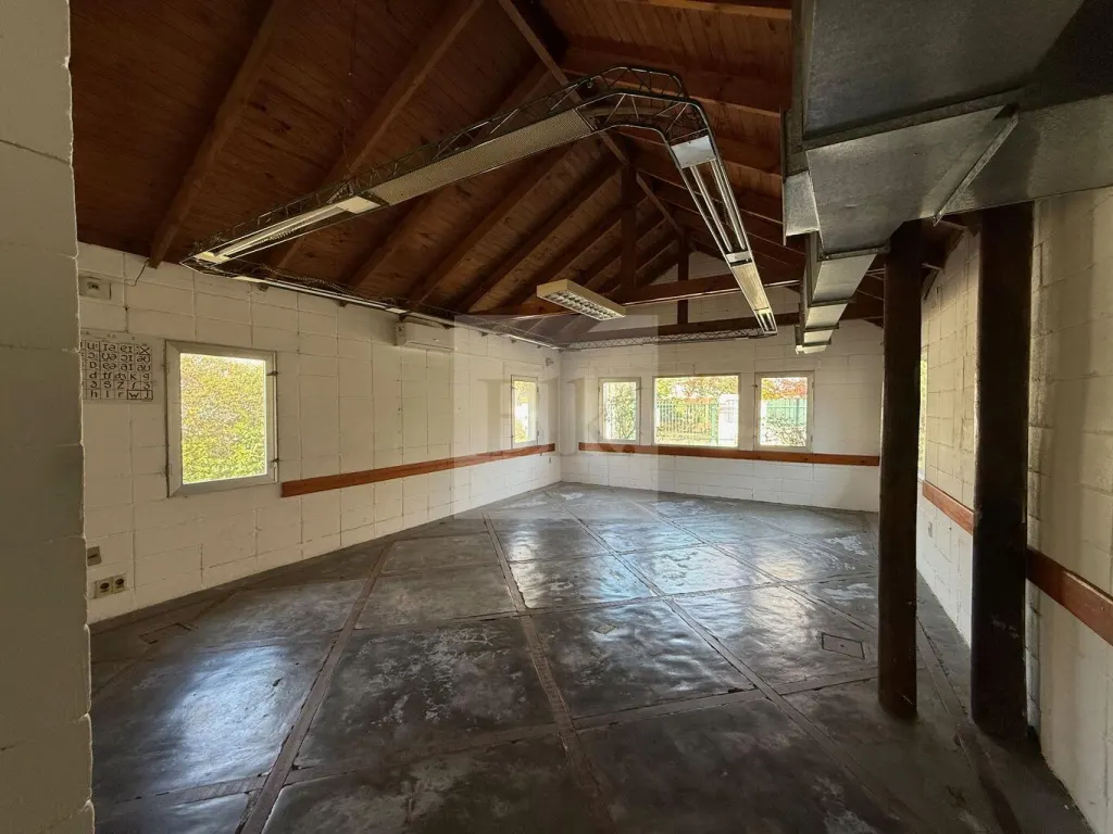 Terreno con Potencial Comercial en Venta en Carrasco · Terreno en Carrasco
