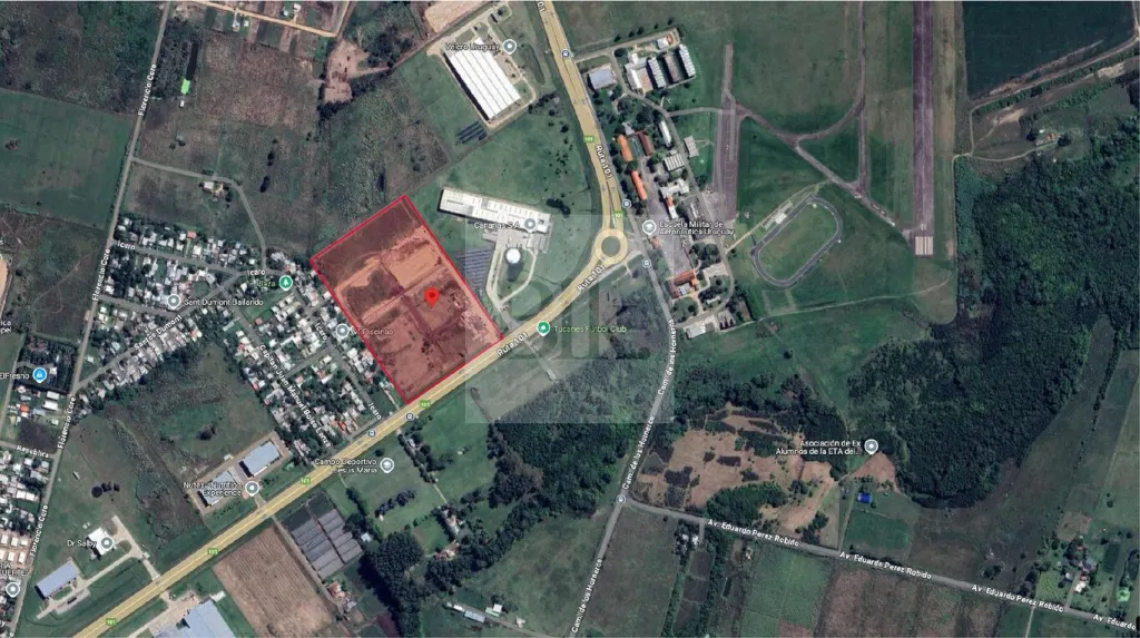 Zona 30: galpón de 1.200 m² y oficina de 200 m² en venta · Logístico en Ruta 101