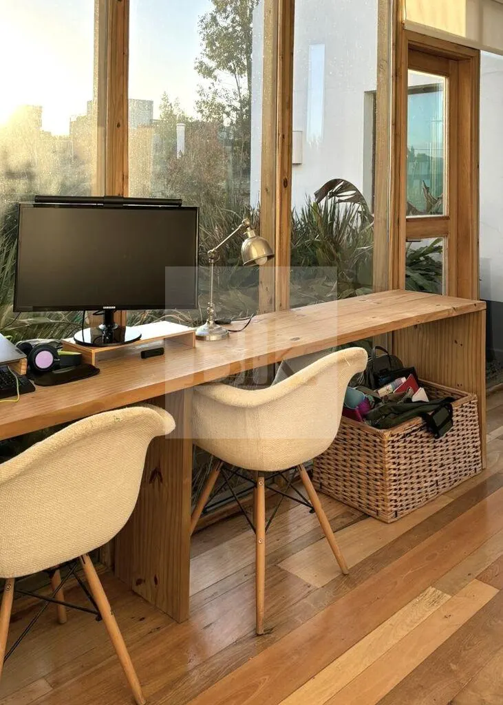 Casa en Venta con Renta en La Tahona · Casa en Mirador de La Tahona