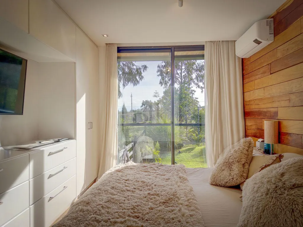 Casa minimalista com vista aberta em La Tahona · Casa em Altos de la Tahona