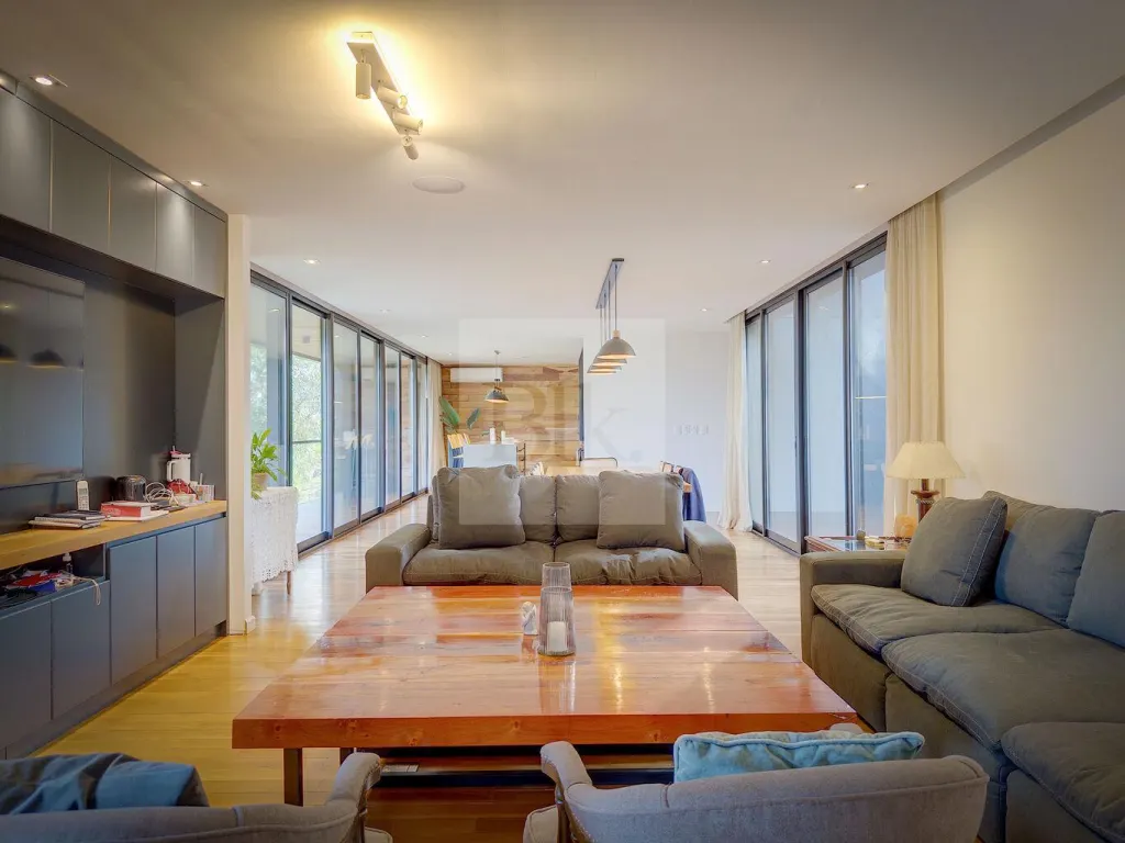 Casa minimalista com vista aberta em La Tahona · Casa em Altos de la Tahona