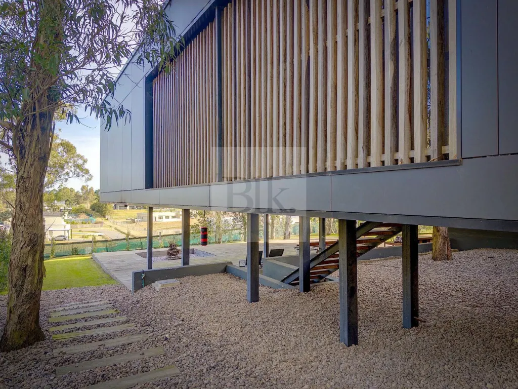 Casa minimalista com vista aberta em La Tahona · Casa em Altos de la Tahona