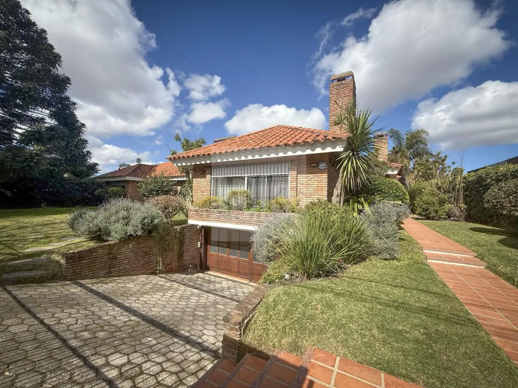 Casa en Venta en Carrasco, zona Colegios · Carrasco Norte