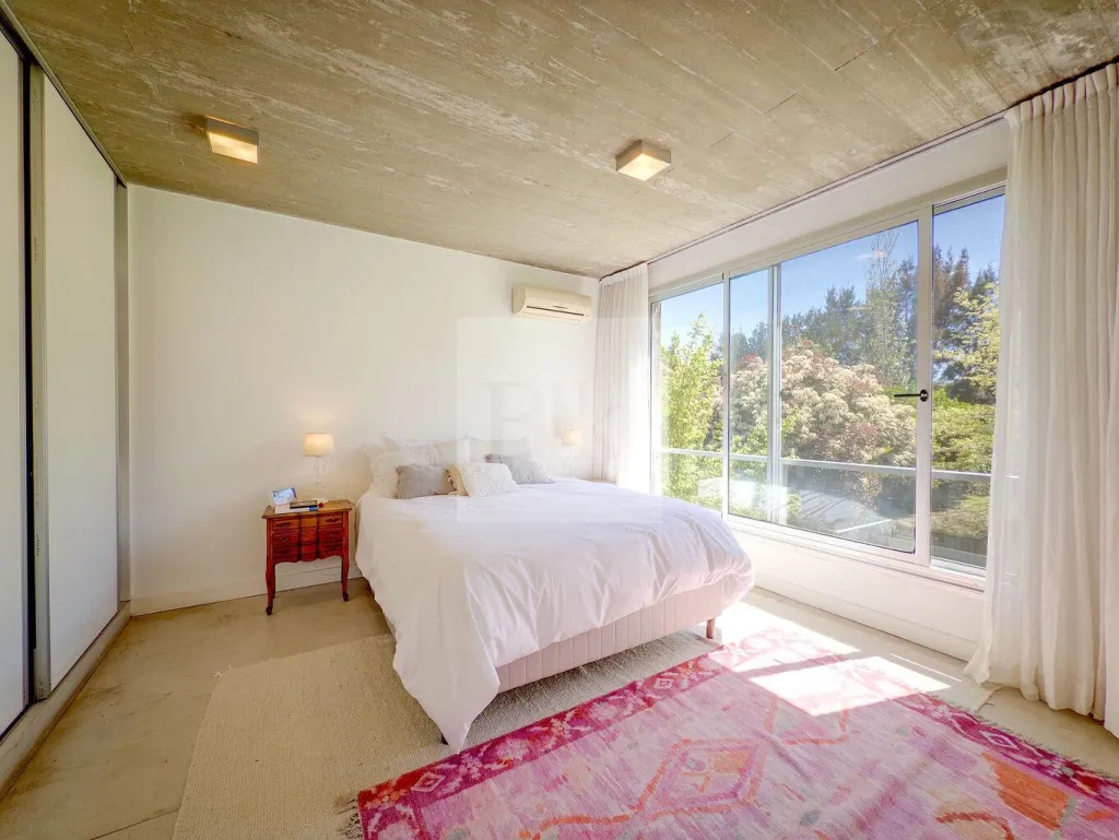 House with garden and pool in La Tahona · House in Altos de la Tahona