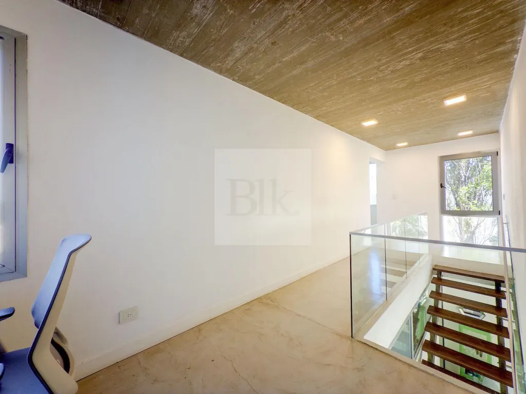 House with garden and pool in La Tahona · House in Altos de la Tahona