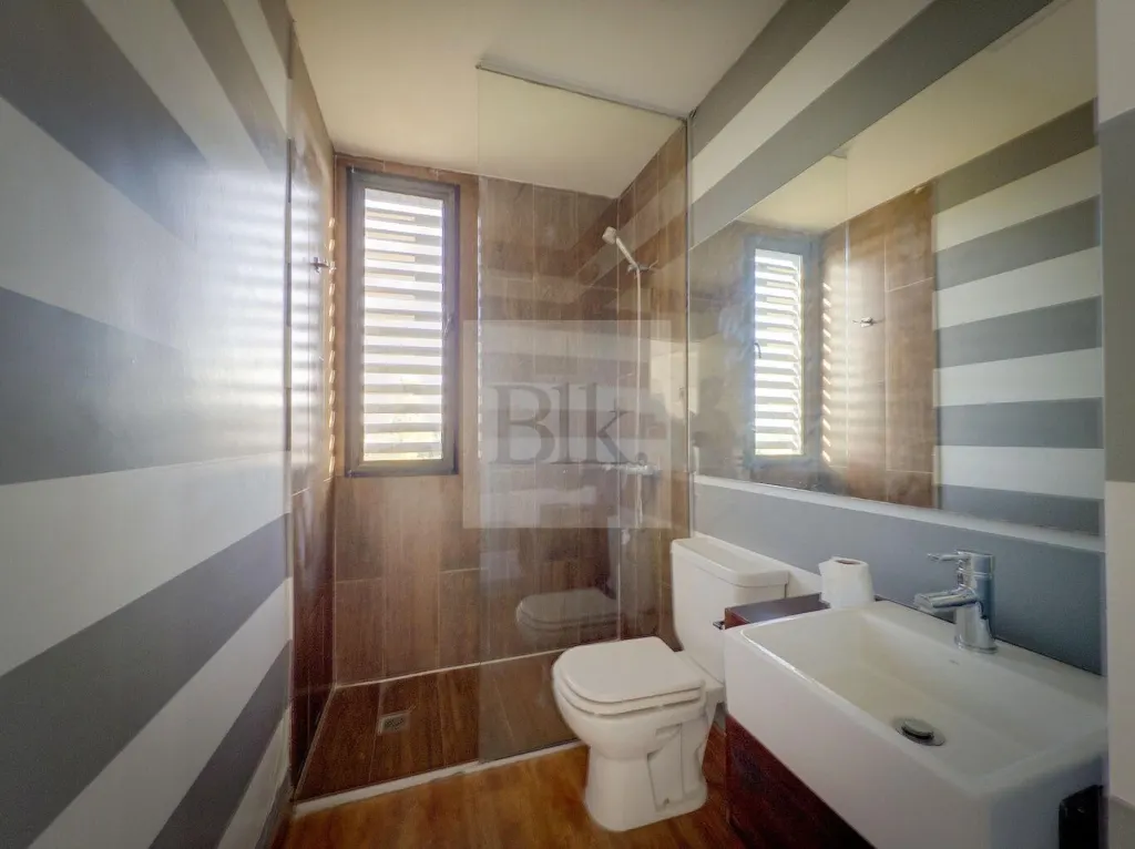 Single-storey house with pool in La Tahona · House in Altos de la Tahona