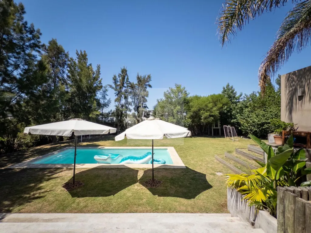 House in La Tahona · House in Altos de la Tahona