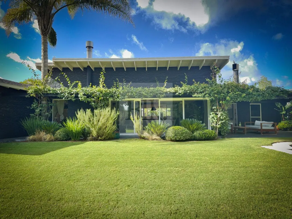 House in La Asunción gated community · House in La Asunción