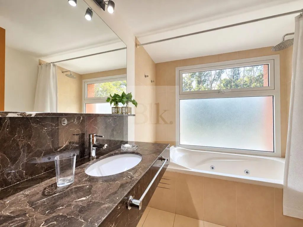 Apartamento en Venta en Bilú, con muebles · Apartamento en Parque Roosevelt