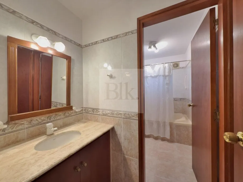 Casa em La Tahona · Casa em Lomas de Carrasco