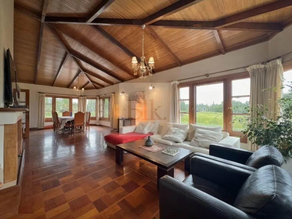 Casa em La Tahona · Casa em Lomas de Carrasco