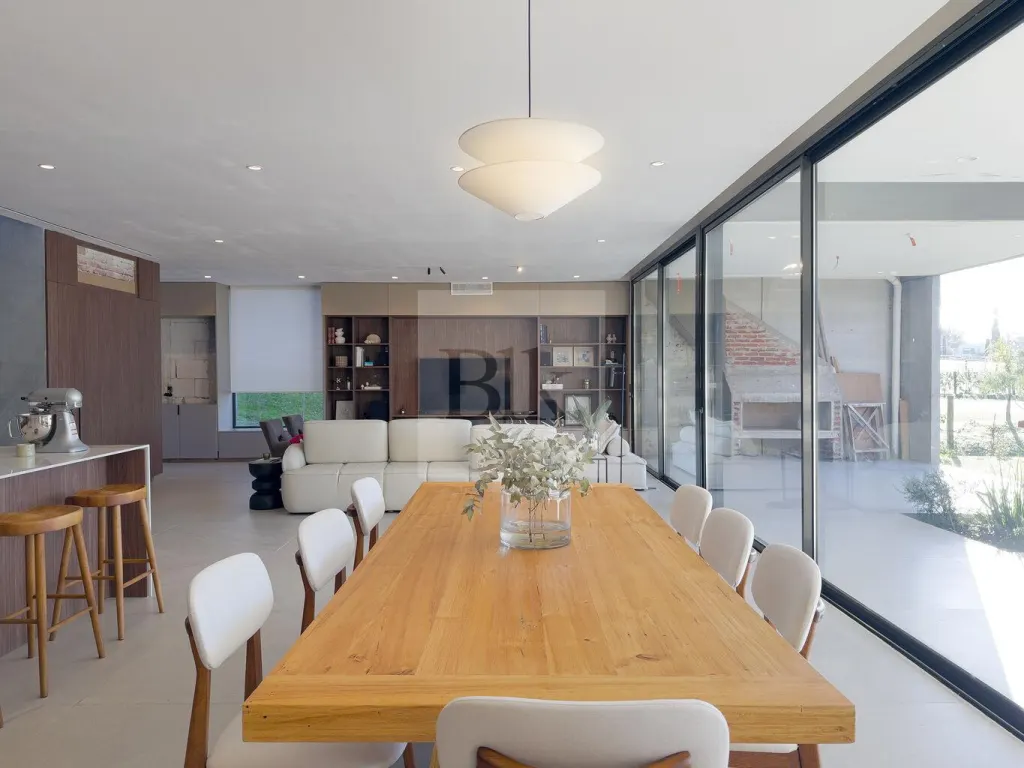 Casa contemporânea em La Tahona · Casa em Lomas de Carrasco