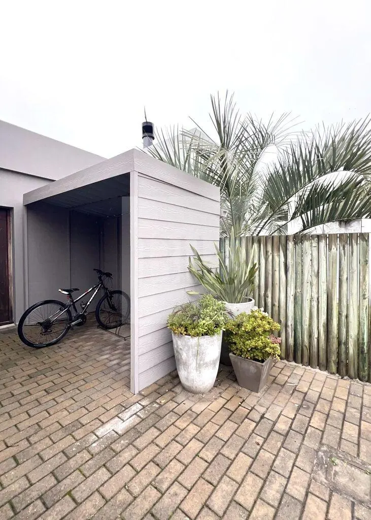 House in Los Olivos, Barrios del Polo · House in Carrasco Norte