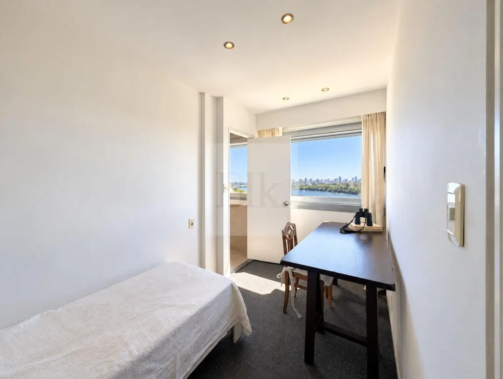 Alquiler Amoblado Edificio Panamericano · Apartamento en Puerto del Buceo