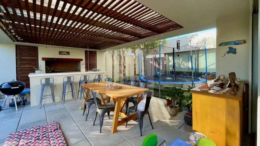 Casa moderna em Barrio Parques · Casa em Parques