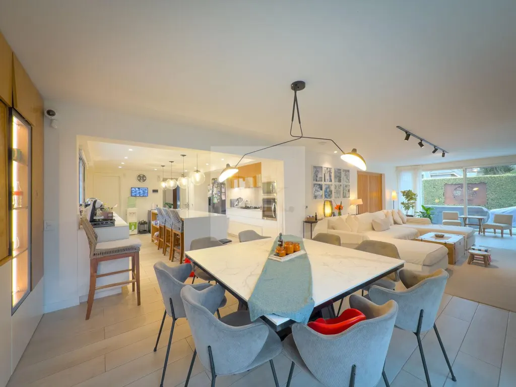 Divina casa en venta en Carrasco Sur · Casa en Carrasco Sur