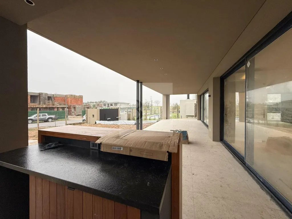 Casa a estrenar · Casa en Los Olivos