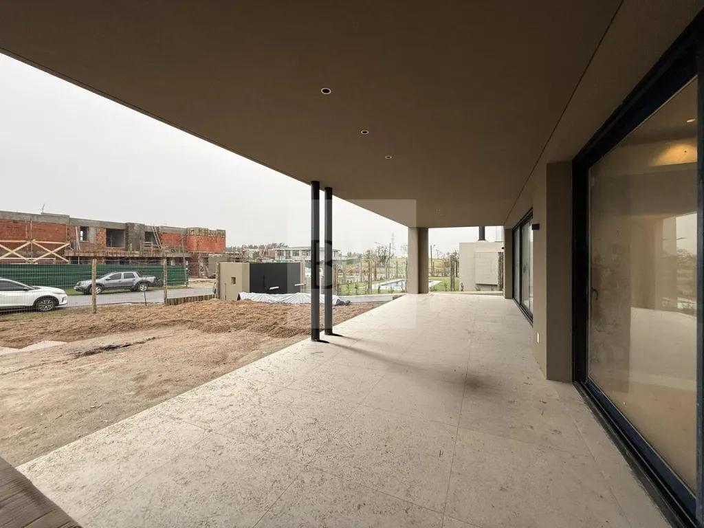 Casa a estrenar · Casa en Los Olivos
